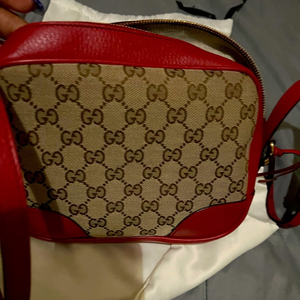 Official Gucci crossbody bag